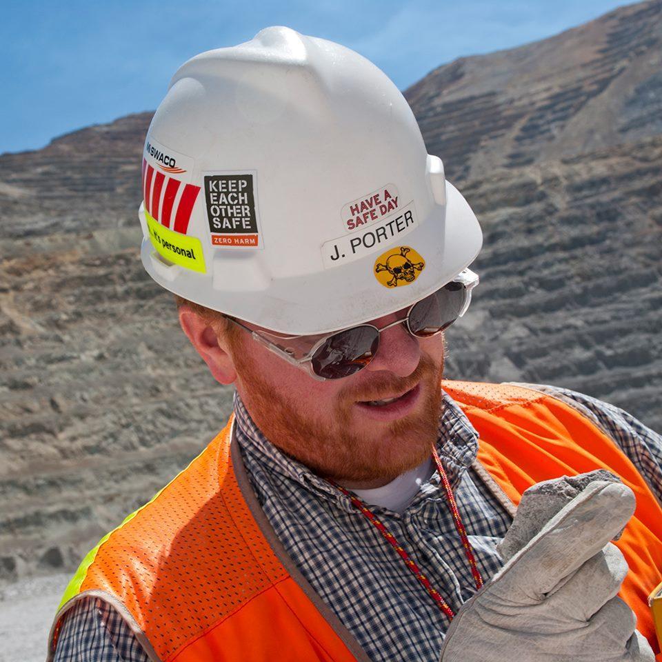 Sort of a geologist. Mostly hanging out at mas dot to these days posting and/or lurking as maletero.