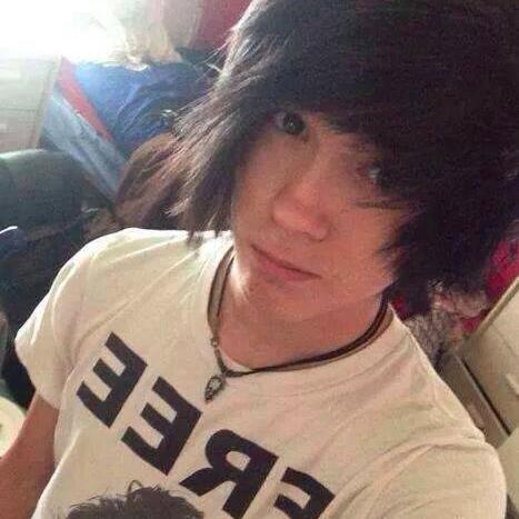 my names dylan. oh and im 18 years old.....
