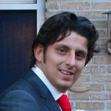 Zoekt werk / Logistiek / Young Professional / Klaar voor nieuwe uitdaging / Autoliefhebber / Papa.