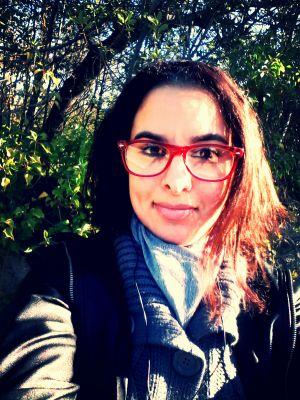 KKhadijou's profile picture. ¡Quién te deja por puta es un cabrón!