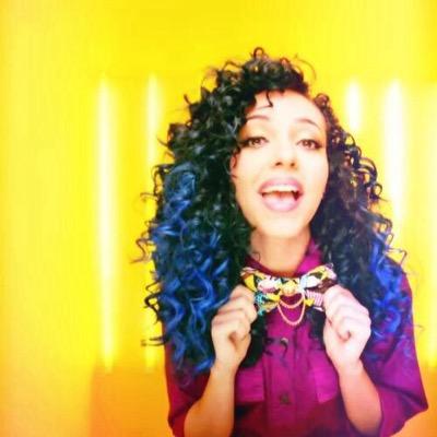 hi this is @stringimileigh voting account. follow me there and i follow back in 24 hours xx