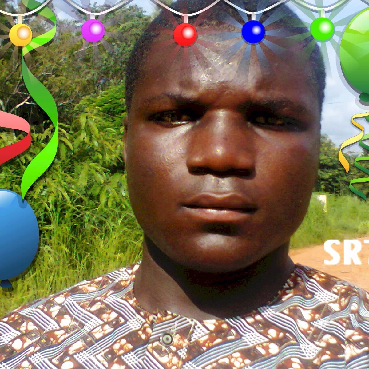 Un bon elève issu de la famille SALAMI au Nigeria,Benin et Togo.actuelement à Natitingou (benin)
né le 07-07-1997 à Gando au Togo. Résidant actuellement à Nati