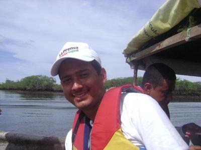 Licdo en periodismo, actualmente Periodista en La Prensa Chiriquí e Informe Especial. Estudiante tercer año de Recursos Naturales.