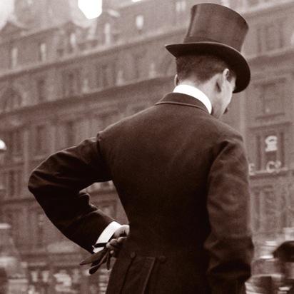 theHindrew's profile picture. Here to find the ever-so-slightly naughty and the slighty-more-than-ever-so-slightly naughty. 43. He/Him, 🏳️‍🌈