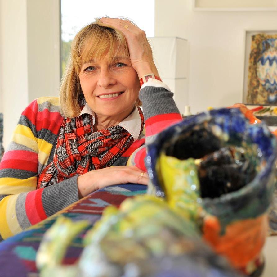 D_T_Ceramics's profile picture. Diana Tonnison | Professional #ceramicist and #painter | Work Inspired by local land & sea produce & That busy market Aura | Award Winner | High Quality Work