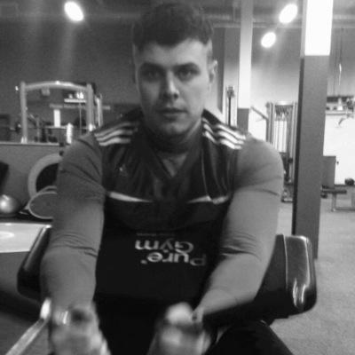 I am a personal trainer and my fitness experience is 4 years, i'm aged 22 and I will be competing in Miami Pro fitness modeling competition October 25th 2015.