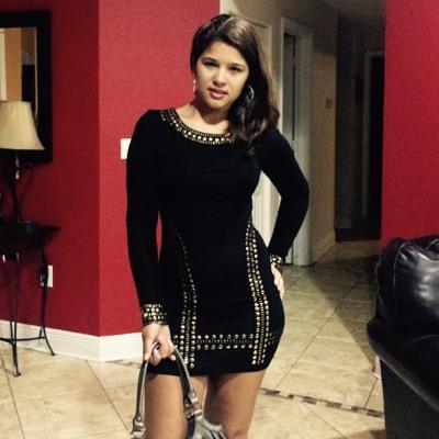 Instagram yasle9527.
facebook yasleni suarez
