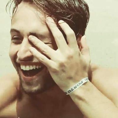 O teu sorriso me alucina !!!