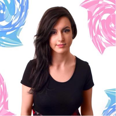 Benvenuti su Emma McGann Italia, il primo Fans Site italiano dedicato alla giovane cantante Inglese.
@emmamcgann follow us