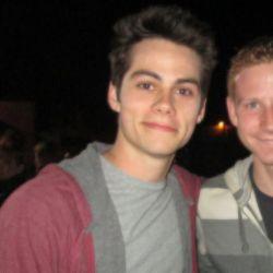 csllayouts's profile picture. free follow from @cryslaugh and @haIelahey