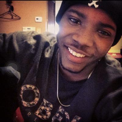 New Twitter dont hate just follow
