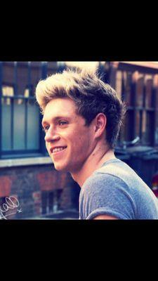this is just a fan page for niall horan!