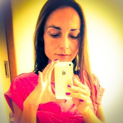 #MakeUp Tips Lover. #Emusic, #Sports and #Family JoseDemetrioJD  Hender3d #Addict S2. Marine #Biologyst and #Fitness Life Style.