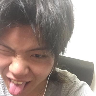 変態サラリーマン。
趣味は立ち読み。