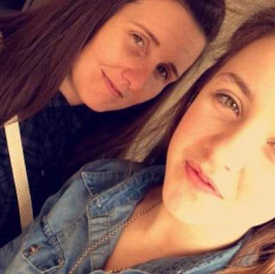 lisacasey123's profile picture. Family means everything to me 💗💕