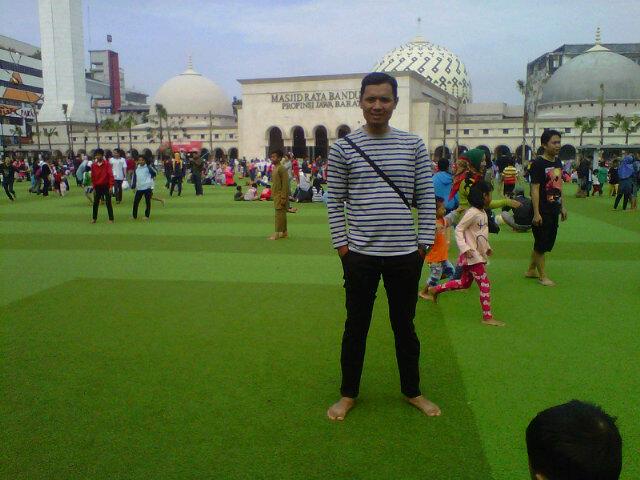 R_Fardiansyah's profile picture. بِسْــــــــــــــــــــــمِ اللّهِ الرَّحْمَنِ الرَّحِيْم