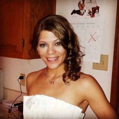 AshleyShelley03's profile picture. TX Small town girl, my world is full of ❤! I have an amazing Husband, & a beautiful big hearted daughter. I'm nurses assistant, & proud of it too. Life is Good