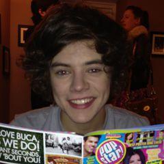 please follow @crokeparkziall as she gave you this free follow !