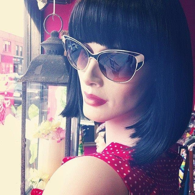 BlackDaffodil's profile picture. Indie women's clothing, shoes and accessories with a modern classic aesthetic.  http://t.co/o79pvjvfdw