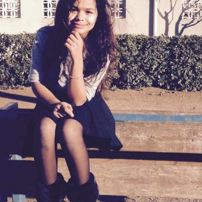 mtl_lara's profile picture. facebook: Lara Mtkl