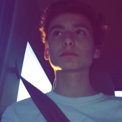 fxckingsuperman's profile picture. call me your own personal hero :-)