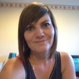 AngelaFarrow3's profile picture. 