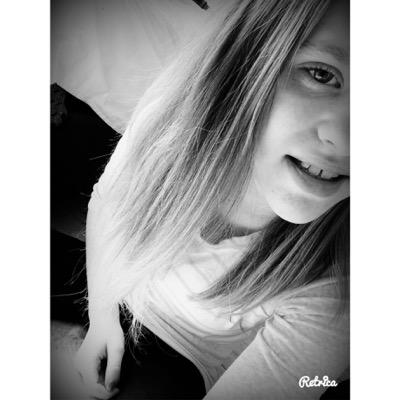 13 years old! Follow me! I follow back! ❤️