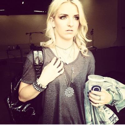 Rydel Lynch slays