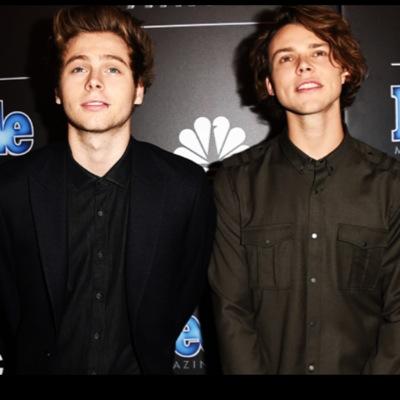 hii  here's a free follow from @_Ashton__Irwin please follow, and just ask for a fb❤️