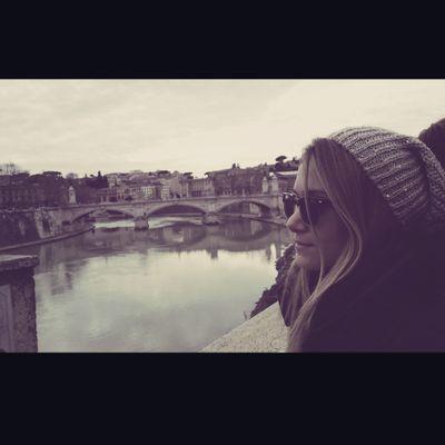 después de ciertos infiernos No cualquier demonio te quema..  ✈♥