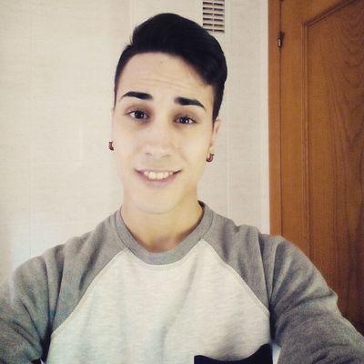 hardlazaro's profile picture. dunia❤