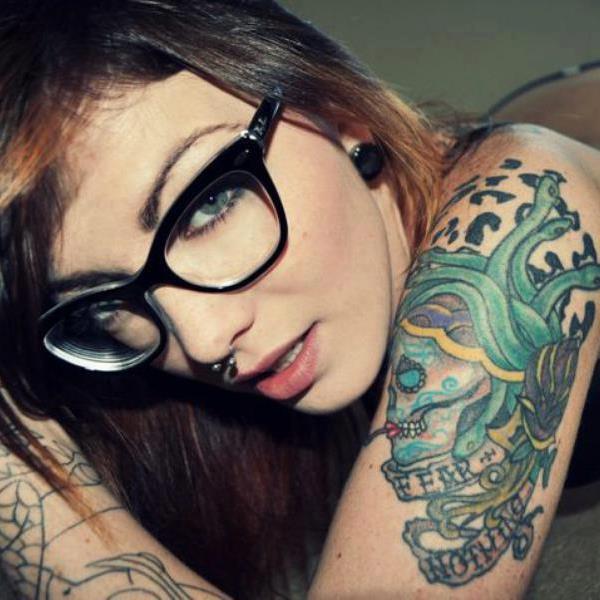 Somos un blog dedicado al septum y todo lo que engloba tanto fotos,videos sexual o no sexual para los amantes del septum.¡menciónanos en vuestras fots d septum!