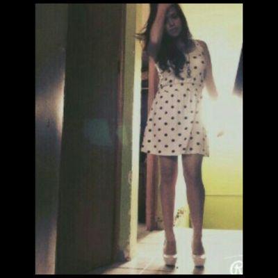 Linda, divertida, confiable, creativa espontánea, aventurera, la amiga que todos quieren.  Sígueme y te sigo :)!