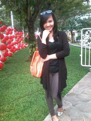 NopryR's profile picture. istri dari firlyansah  dan mamah dari syakira maghfirah