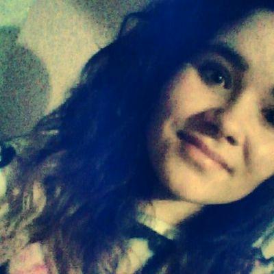 julie_praud's profile picture. 