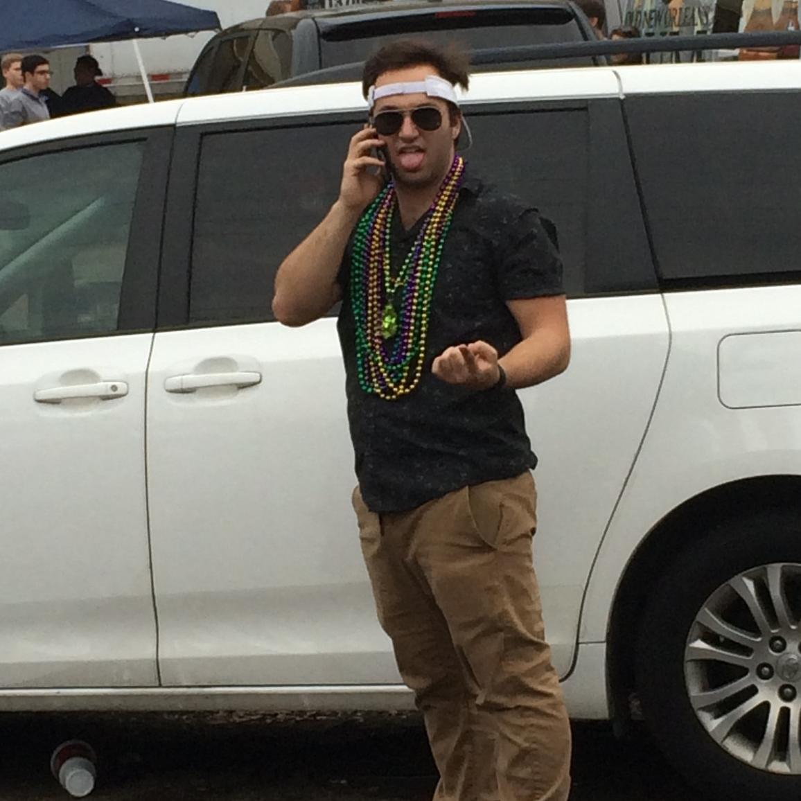 Amateur Videographer. Occasionally I have some adequate ideas. Tulane '18.