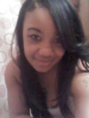 CentinellaElyse's profile picture. CREAM
KQB&RMB #MaryJaneLovers 
mwah(;