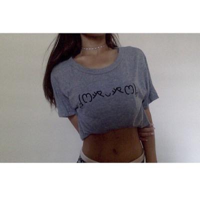 no school today cuz Ari slays♡