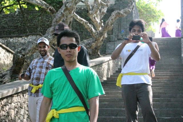 Hidup untuk dijalanin,,,,!!