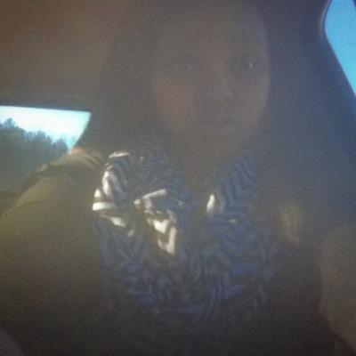 unfollow this account and follow my new one @hayleyb017