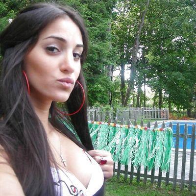 Pour tous ceux et celles kiffant les beurettes !!! #folow moi je #folowback que pour du sexe et rien que pour du sexe