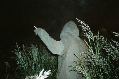 presmotana's profile picture. Njena sam, i ona je moja, u ovom svetu gde su svi tudji, svoji, i svačiji ili jednostavno ničiji, patim od njene daljine, živim u njenom pogledu.