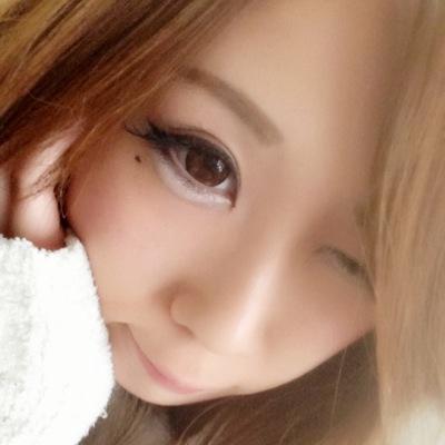 成人済腐アカです。主に絵描き、時々コスしてます。黒バス(青火)に常日頃発熱、リバも好きなのでご注意を。火受け、青受けも好きです。光可愛い！光可愛い！光可愛い！嗜好の合う方どうぞお気軽に！フォロバは気まぐれですすみません。突然フォローしたりします。