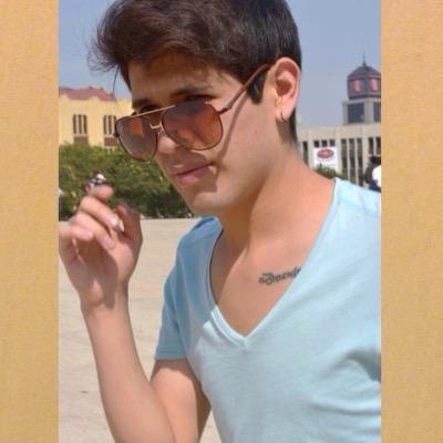 AaronGuz_'s profile picture.