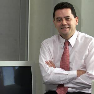 Amante del Real Madrid y de Josep Pedrerol. Tertuliano en El Chiringuito De Jugones. En mis ratos libres soy periodista. 92' 48. FAKE