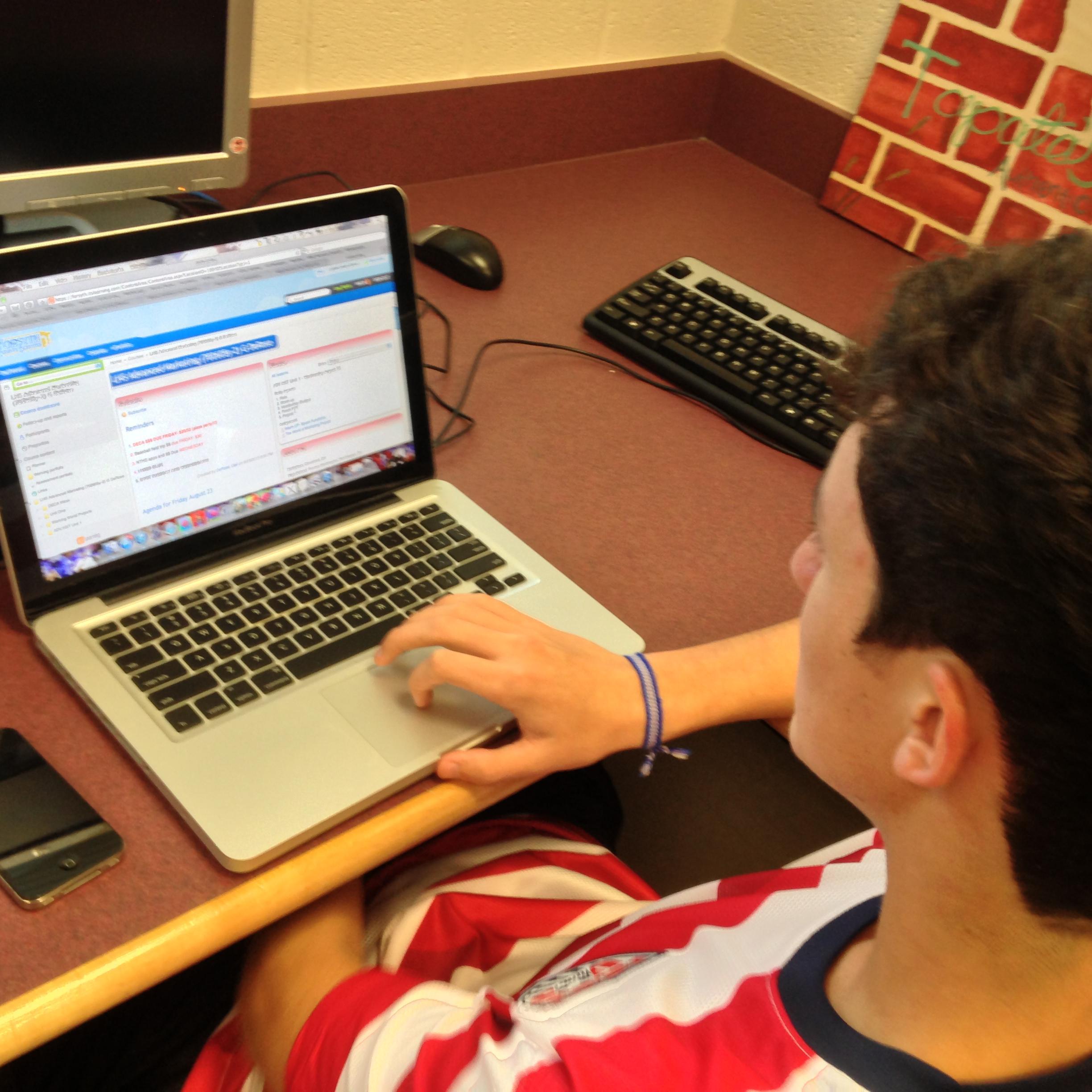 JeffKoppa's profile picture. I tweet business quotes and other interesting stuff.