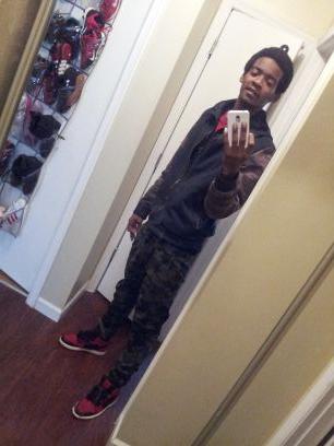 Came in this world a real nigga ima leave this bitch a real nigga ! I told my pples ima make it no matter what ! GET RIGHT !