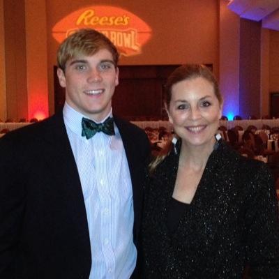 Wife to Steve, Mama to @Grey_Jackson & @CandenBliss, Fashion Beauty, TV Commercial Actress #greyisthenewblack