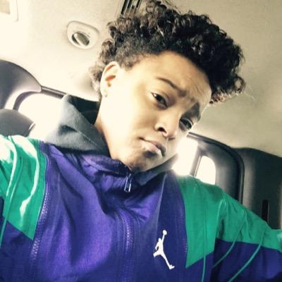 Fb mi nme youtube pushintobefamous insagram kiesha hughes i am neow jerkin (dance) so cheack me ot n mi youtube page