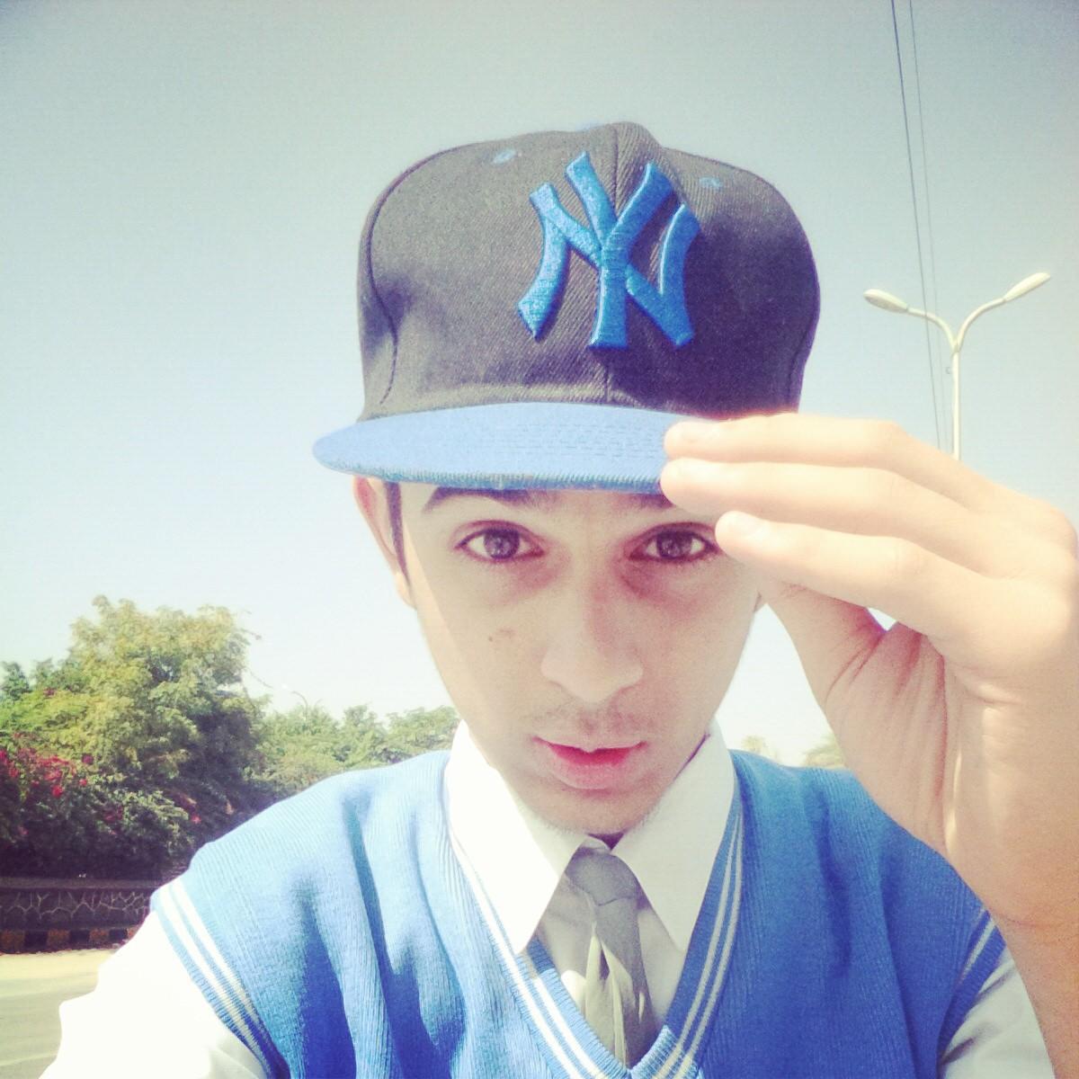 Namaste!
Add me on Instagram - @pranay_r
Life is short, live it Abroad! 
New Account
Chuck D old one!